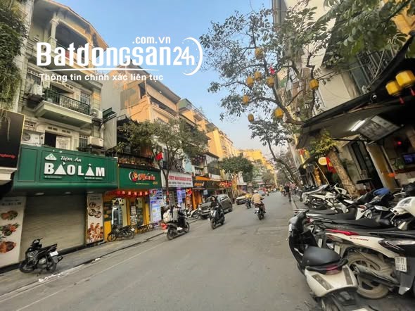 Bán đất lõi Phố Cổ Bát Đàn, Hoàn Kiếm - 490m2 - Mặt tiền 11m.