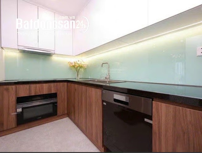 Bán căn hộ chung cư cao cấp Grand Sunlake, Văn Quán – 92m², 2 PN + 1, hướng Đông Nam.