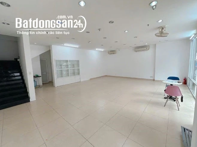 Bán gấp căn hộ Duplex cao cấp, P. Tân Bình – Dòng tiền 35 triệu/tháng – 13,8 tỷ.