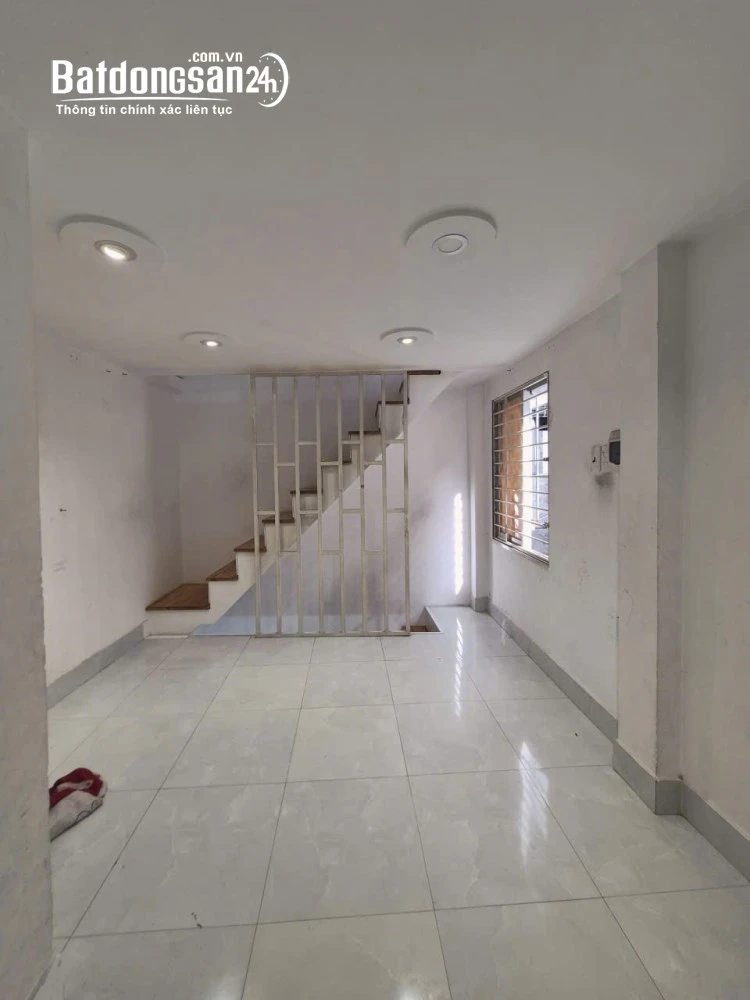  Bán nhà hẻm Nguyễn Thái Sơn, Gò Vấp, giá 2,25 tỷ, ngay đại học công nghiệp.