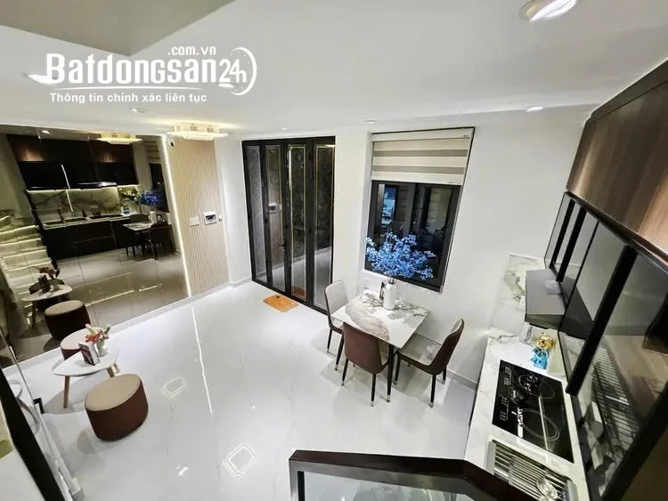 Nhà 3 tầng tại phường Tân Phú, TP. HCM, diện tích 21m² (5x4.2m), 3 phòng ngủ, giá 3 tỷ.