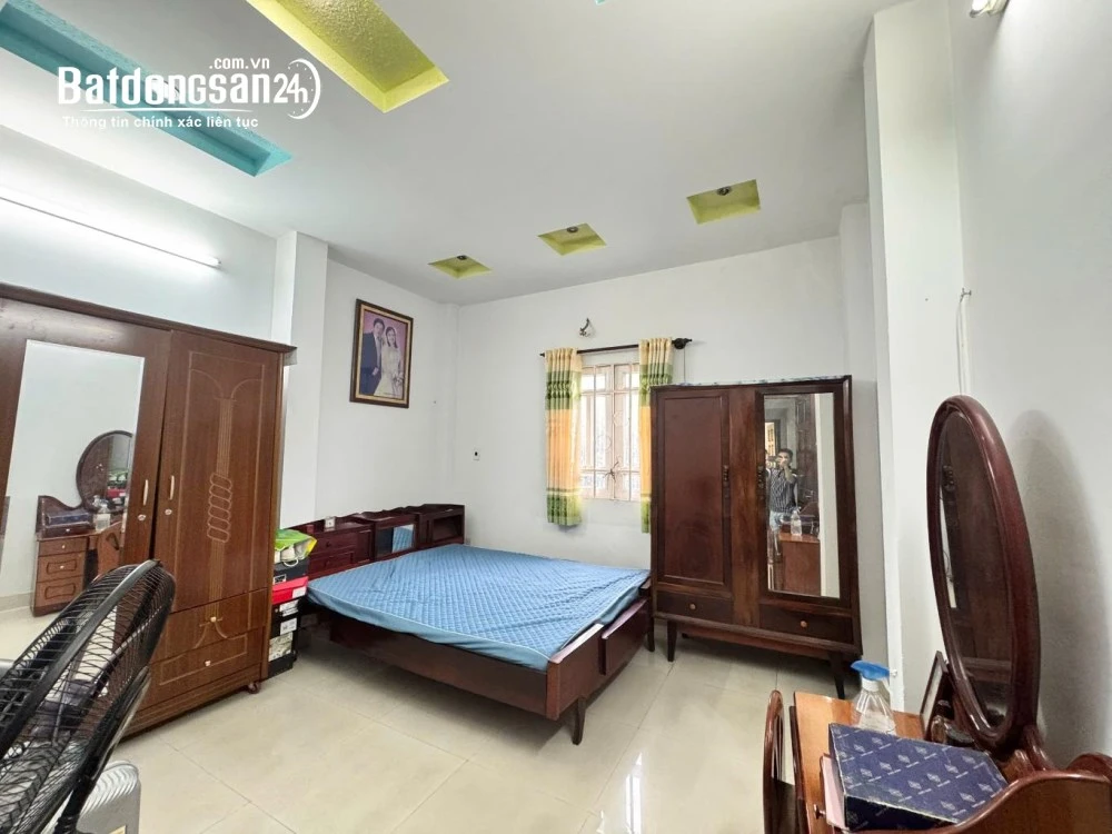 Bán nhà 1 trệt 3 lầu tại khu vực Hoàng Diệu 2, TP. Thủ Đức – 80m2 – Đường ô tô 10m.