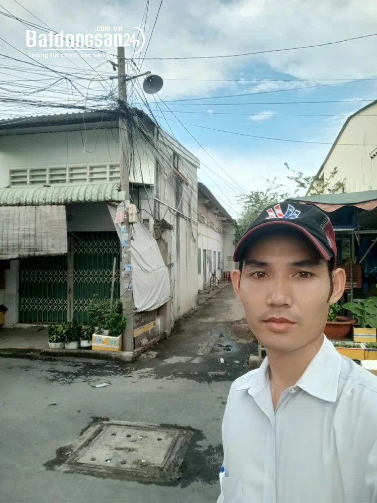 Nhà trọ 2 tầng, 250m2 tại Trường Thọ, Thủ Đức, mặt tiền 4.5m, giá 10.7 tỷ.