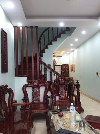 Bán nhà Kim Mã, 5 tầng, 40m2, mt 4.2m, giá 5 tỷ, LH 0917719968