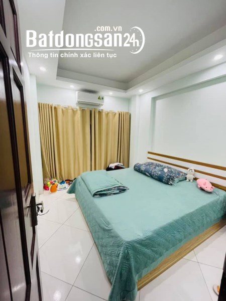 Bán nhà Đa Sĩ, lô góc, 35m2, 3PN, ngõ thông,KD, 2  tỷ 550, 0912035445