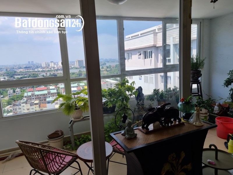 Cần bán gấp Penthouse cao cấp, 186m2, view sông Sài Gòn, Giá Cực Sốc.