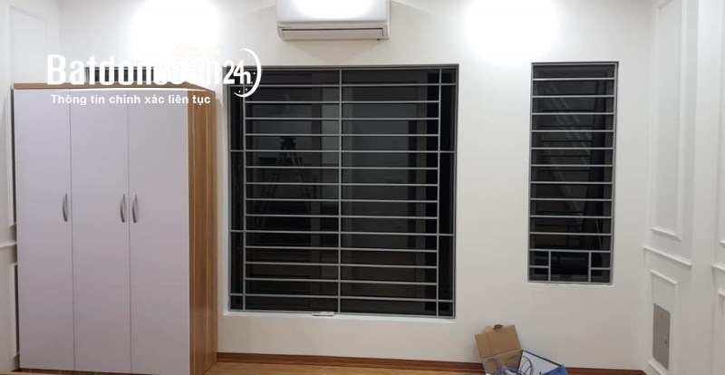 Nhà mới đẹp Hoàng Ngân 45m2 x 5 tầng -7 phòng ngủ - 3 bước ra ô tô-