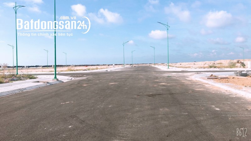 Bán đất mặt biển thị xã Lagi (đang lênTP Lagi) Bình Thuận 35tr/m2/