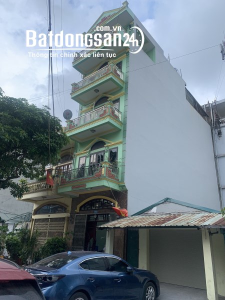 Gia đình bán nhà 5 tầng tt Thành Phố, gần Bến xe Khách Móng Cái