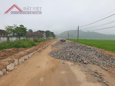 BÁN ĐẤT NAM GIANG, NAM ĐÀN, NGHỆ AN, LÔ ĐẤT VUÔNG 300M2