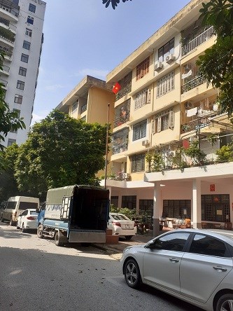 Cần Bán căn hộ cc 5 tầng Sài Đồng địa chỉ: C5 Huỳnh Văn Nghệ Thị trấn