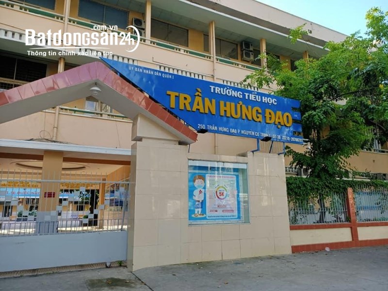 Bán nhà Quận 1 Trần Đình Xu Giá 15,5 tỷ HXH, 4 Tầng BTCT,Nhà