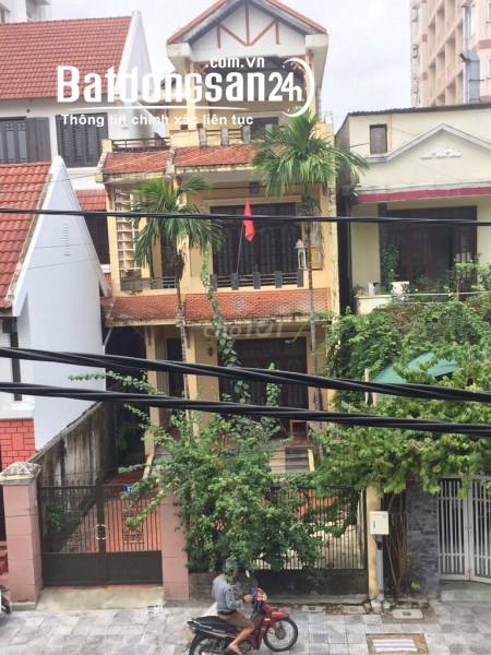 Bán nhà mặt tiền đường Trần Quang Khải - Phường Phú Hội - Thành phố