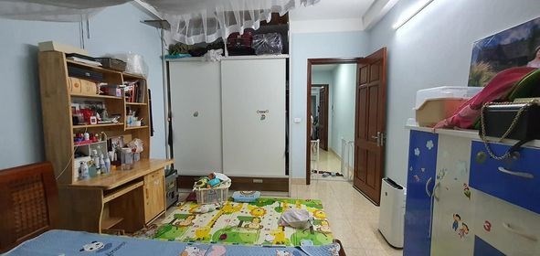 Bán gấp nhà C4 KĐT Văn Quán, Lô Góc, Ngõ rộng thênh thang,2.5 Tỷ,37m2