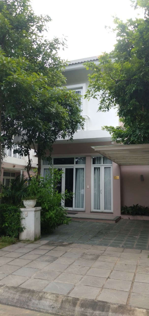 Bán cắt lỗ sâu Biệt thự dãy B3 Xanh Villas 248m2 giá 11 tỷ