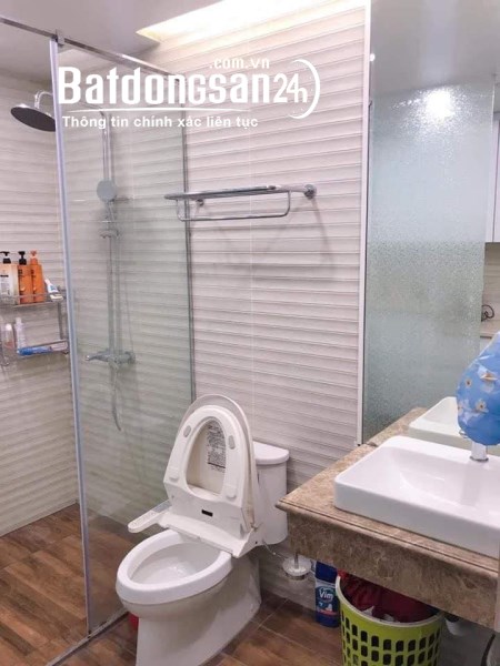 Bán nhà đường Xuân Diệu DT 50m2 7tầng thang máy giá 10tỷ