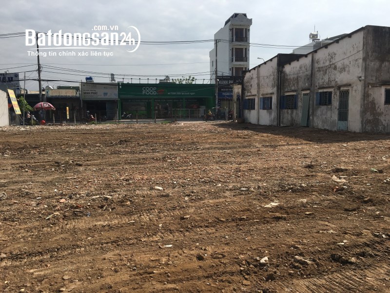 CHO THUÊ NHÀ VÀ ĐẤT MẶT TIỀN 1,300m2 ĐƯỜNG NGUYỄN THỊ BÚP, QUẬN 12,