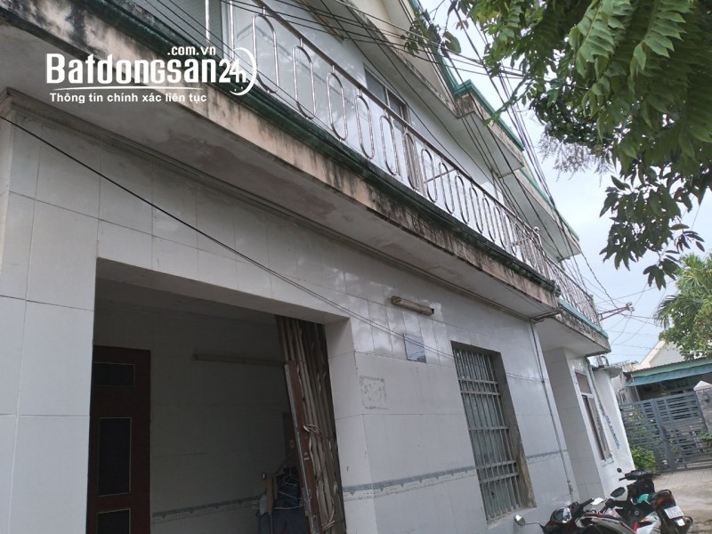 Kẹt tiền cần bán gấp 2 căn nhà liền kề có gác tại Đường Nguyễn Thanh