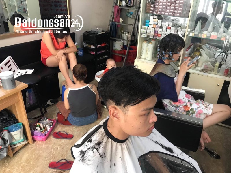 Cần sang nhượng salon tóc, Nail ở quận Ba Đình, Hà Nội