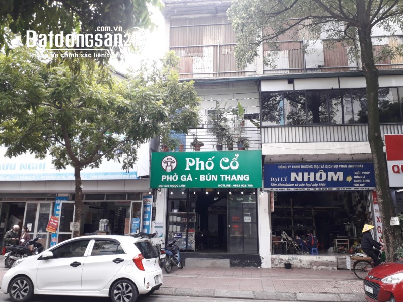 Sang nhượng quán ăn tại mặt phố Ngọc Lâm - Long Biên- Hà Nội.