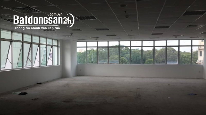 Cho thuê văn phòng dt 450m2/sàn có nội thất tại Trung tâm Q1, view