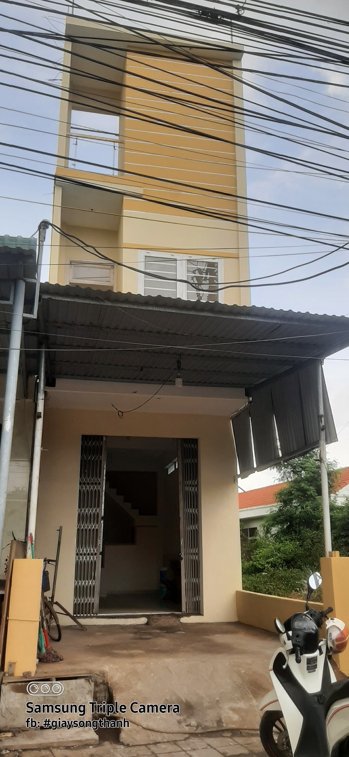 Chào bán nhà 2 tầng mới mặt tiền quốc lộ 1A mới Đà Nẵng