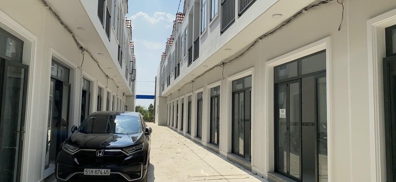 Bán 28 Căn Nhà Phố Tại KDC Đức Hòa LOng An