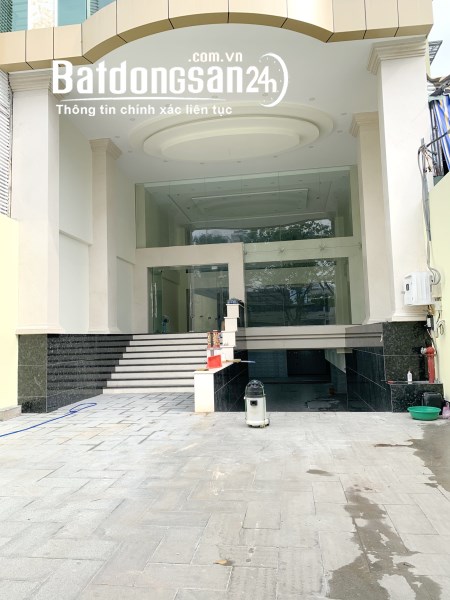 Cho thuê tòa nhà vị trí VIP MT (9*27m/NH) 7 lầu mới xây Nguyễn Thị
