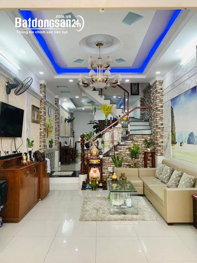KẸT TIỀN, BÁN GẤP NHÀ HXH NGUYỄN THIỆN THUẬT, Q3, GẦN CHỢ VỪA Ở VỪA KD, 3 TẦNG, 38M2