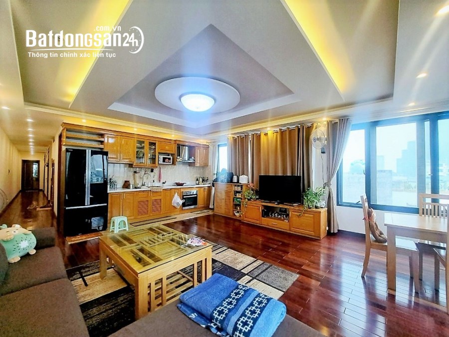 Bán nhà mặt phố Vệ Hồ, Tây Hồ. 2 Hè 2.5+2.5m, view Hồ, oto tránh. 130m2 MT5.5 34 Tỷ
