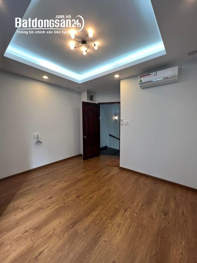 Cần bán gấp nhà gần MT Hoàng Sa, p7, Q3, khu Vip, hẻm ba gác thông, 51m2, 6.3 tỷ 