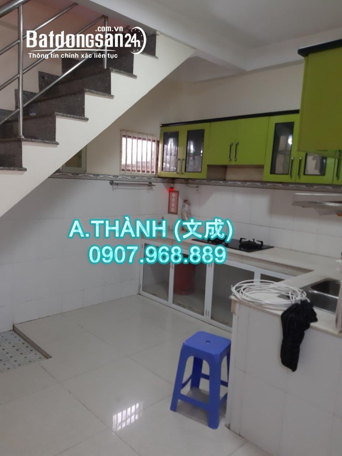 Nhà bán 4m2 x 12m,1 trệt, 2 lầu,1 sân thượng, Gia Phú , Phường 3 ,Quận 6 