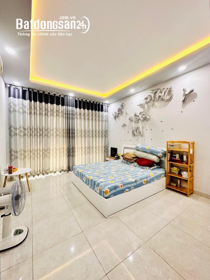 Siêu phẩm Phú nhuận, Lê Văn Sỹ, 10m HXH đua, trước nhà 2.9m, ngang 4.6m, 75m2, 7.5 tỷ