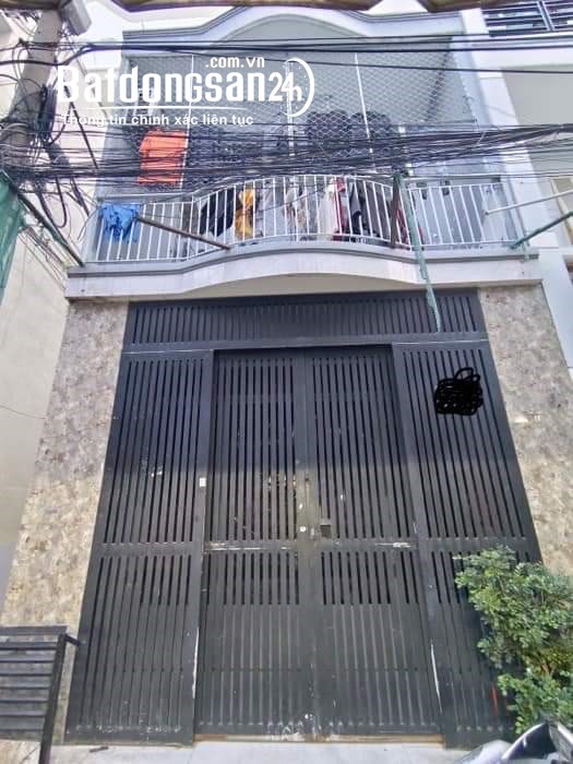 BÁN NHÀ Thật Ngang 4m x 10m 2 Tầng Sát Chợ Tân Hương.Tân Phú Chỉ 3.5 tỷ 