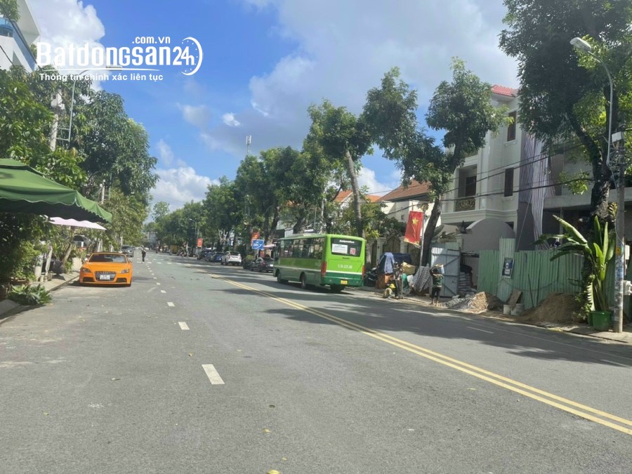 nhà 5,3x20m đường 53 Khu tân Quy Đông Phường Tân Phong Quận 7
