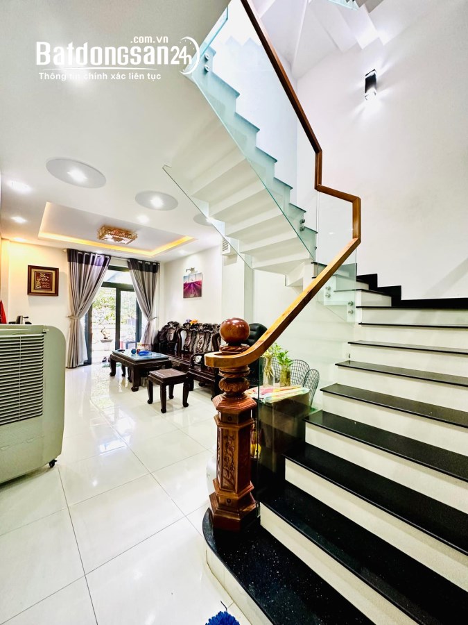 BÁN NHÀ RIÊNG PHỔ QUANG ĐƯỜNG 12M , KD 4 TẦNG CÓ LỀ 2M, DT 4X19 CHỈ 16 TỶ