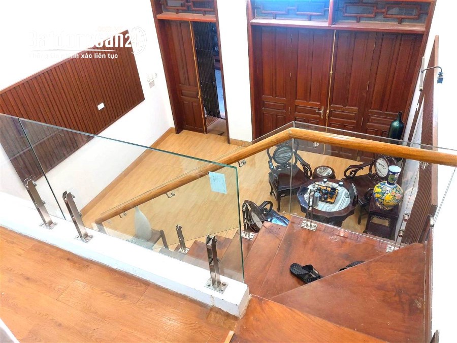 BÁN NHÀ TÔN ĐỨC THẮNG - ĐỐNG ĐA - 44M 4 TẦNG - Ô TÔ ĐỖ CỬA - GIÁ HƠN 6 TỶ