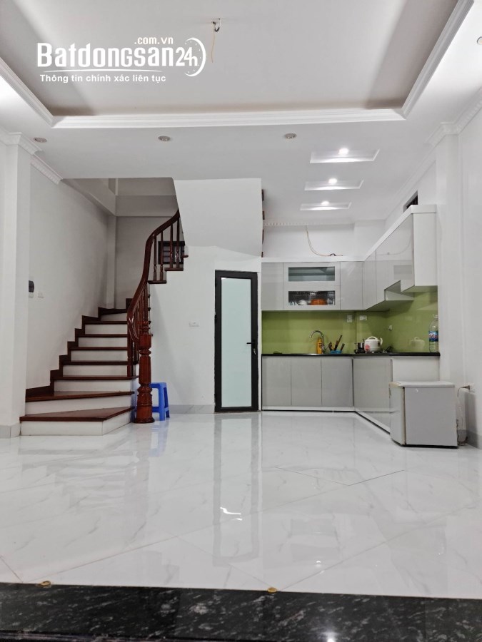 BÁN NHÀ TAM TRINH - HOÀNG MAI - 32M 5 TẦNG MẶT TIỀN 5.5M - MỚI TINH Ở NGAY CHỈ HƠN 3 