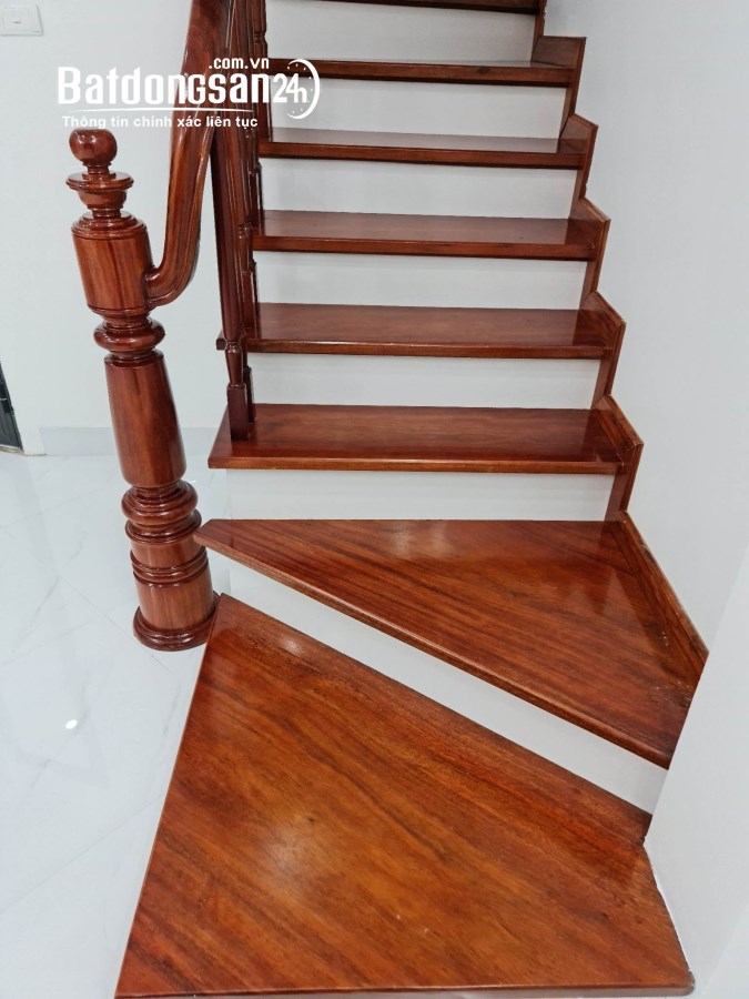 BÁN NHÀ TAM TRINH - HOÀNG MAI - 32M 5 TẦNG MẶT TIỀN 5.5M - MỚI TINH Ở NGAY CHỈ HƠN 3 