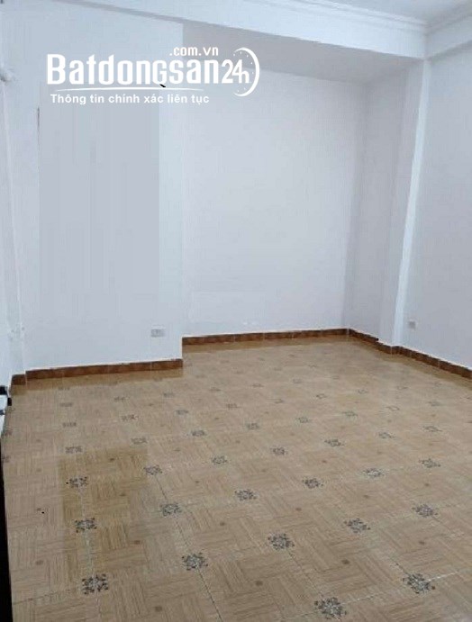 Cho thuê nhà ngõ 118 phố Nguyễn Khánh Toàn, Dt 65m2 x 4 tầng mỗi tầng 2p + 1 wc