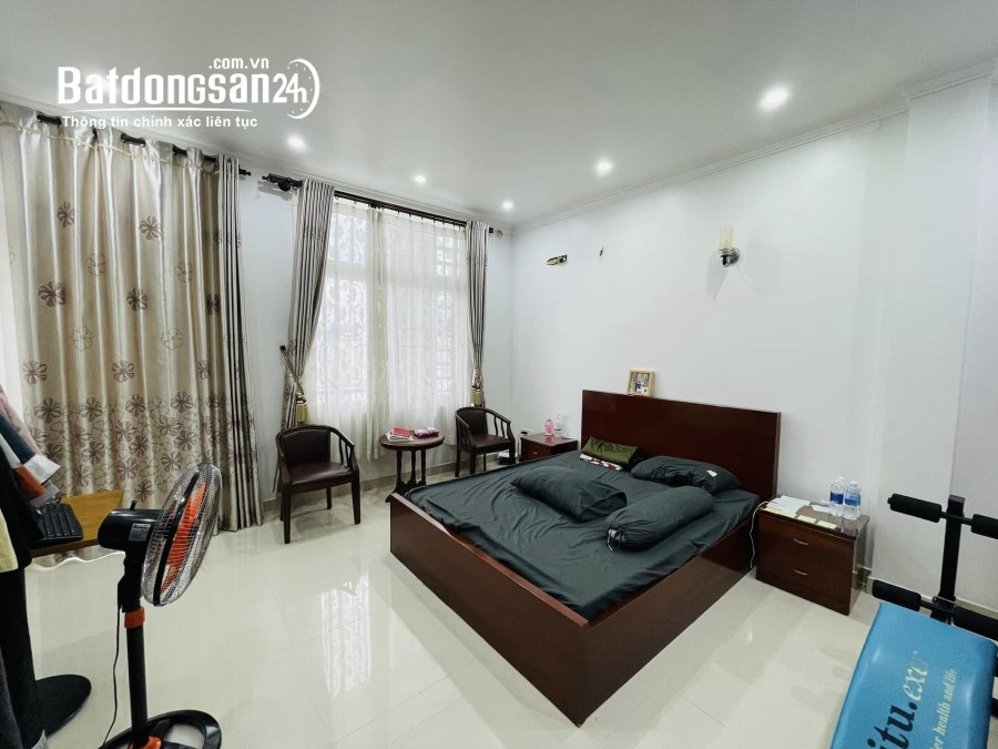 Nhà 6 tầng hiếm, gần MT Võ Văn Tần, Q3, hẻm thông, vừa ở vừa KD, sổ A4, 4PN 15.4 tỷ