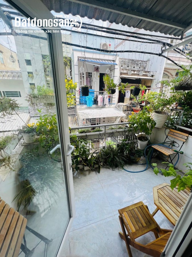 Bán gấp nhà đẹp hẻm thông Nguyễn Đình Chiểu, Q3 khu dân trí 4 tầng, 3PN, sổ đẹp, 40m2
