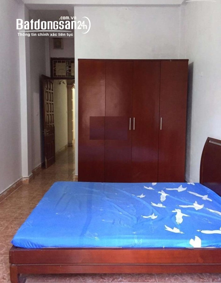 Cho thuê nhà ngõ 78 phố Duy Tân, Cầu Giấy - Diện tích 55m x 4 tầng ô tô đậu cửa