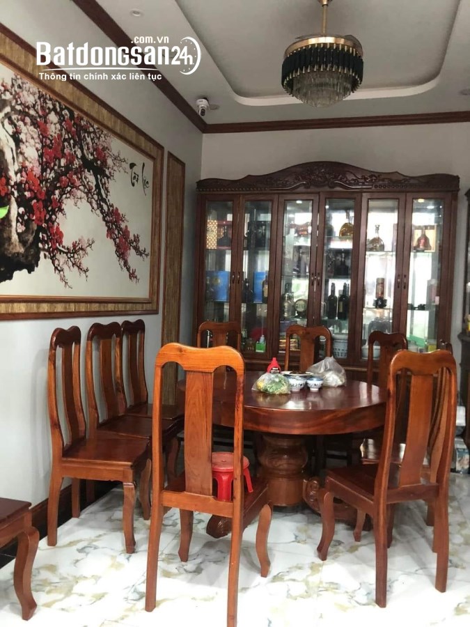 Bán nhà Đường Vườn Chuối, Phường 4, Quận 3
