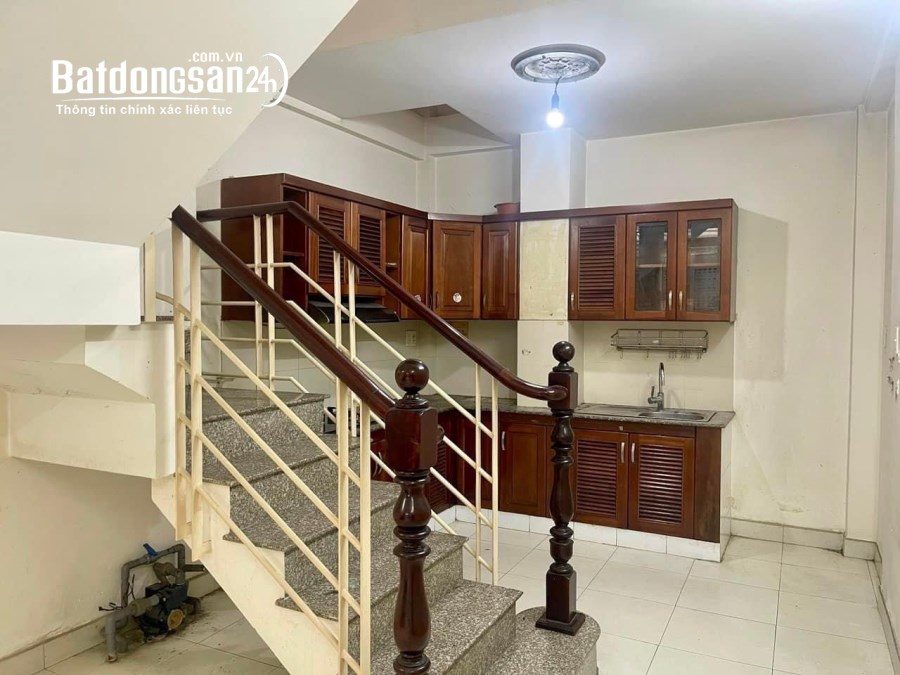 Bán nhà Đường Nguyễn Đình Chiểu, Phường 4, Quận 3
