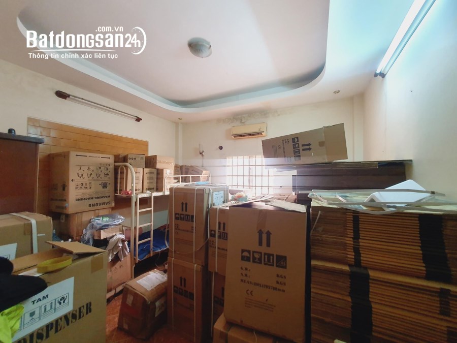 Bán nhà mặt phố Đường Lê Văn Sỹ, Phường 13, Quận Phú Nhuận