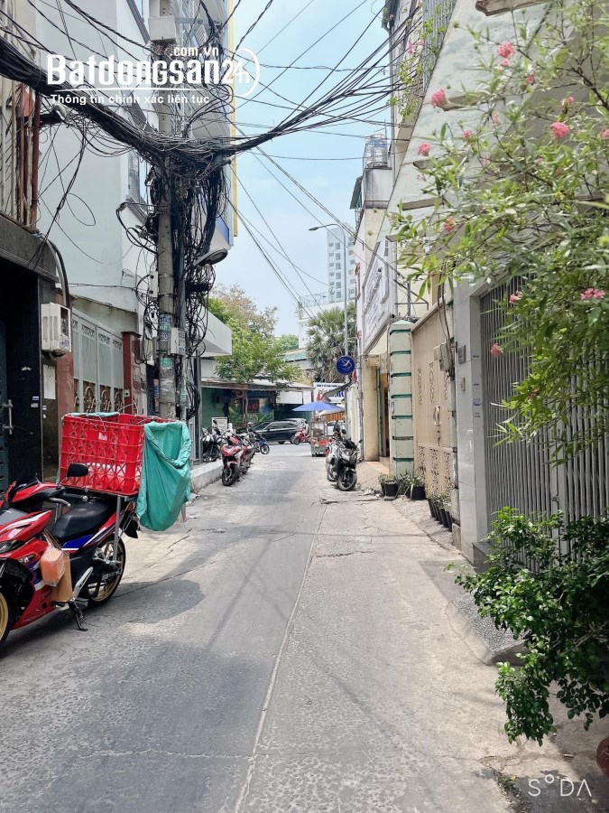 Bán nhà Đường Cao Thắng, Phường 12, Quận 10