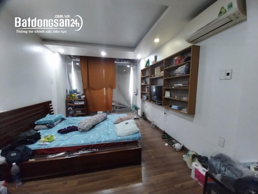 Bán nhà mặt phố Đường Trường Sa, Phường 14, Quận 3