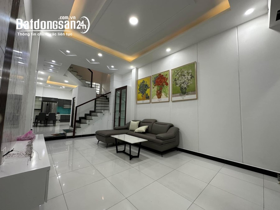 Bán nhà Trần Khắc Chân, Phường 15, Quận Phú Nhuận