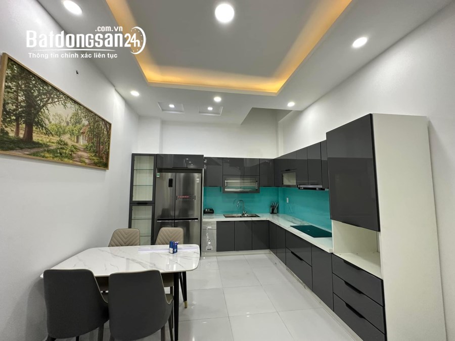 Bán nhà Trần Khắc Chân, Phường 15, Quận Phú Nhuận